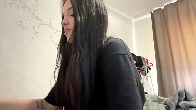 LouisePavlides Live XXX-Chat