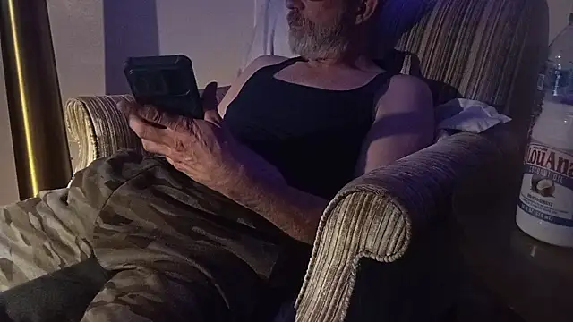 XXX chat uživo modela Kitrider