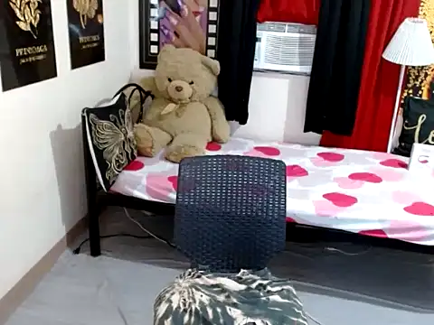 TSbrianaHugeCock Webcam-Show