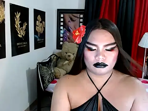 TSbrianaHugeCock Webcam-Show