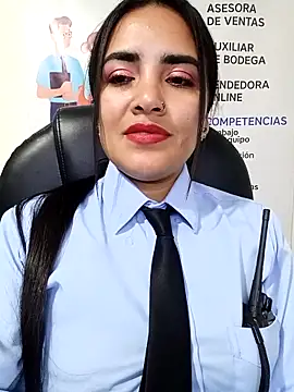 Chat XXX en directo de MAYE__13