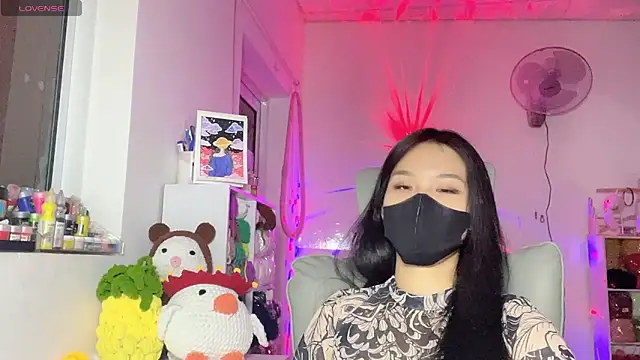 Tieu-May Webcam-Show