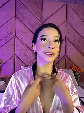 ChloeRosses Chat XXX in diretta