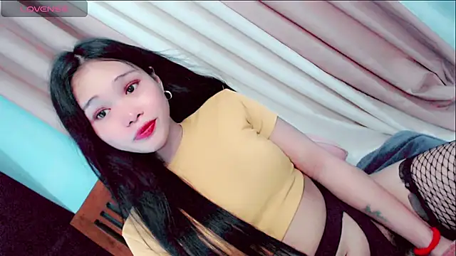 Amomentoflust99 Show Webcam