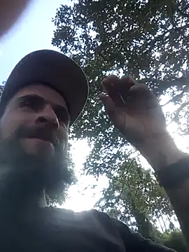 XXX chat uživo modela hairy_mannn