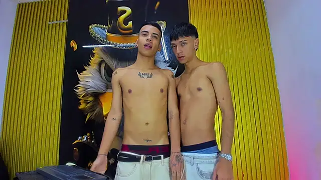 Guys_Latino_Hot Show in webcam