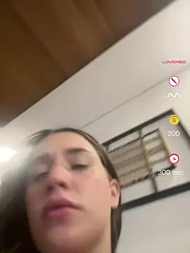baadievino Adlı Modelin Web Kamerası Şovu