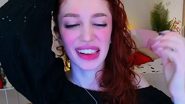 ChristinaConteereeのライブXXXチャット