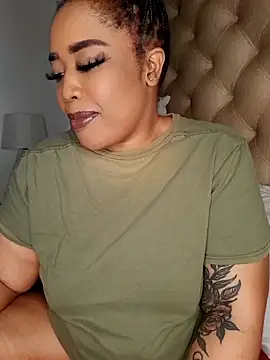CAMMII__n Live XXX chat
