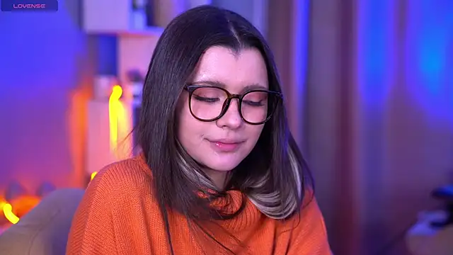 beatrishaa Adlı Modelin Canlı XXX Sohbeti
