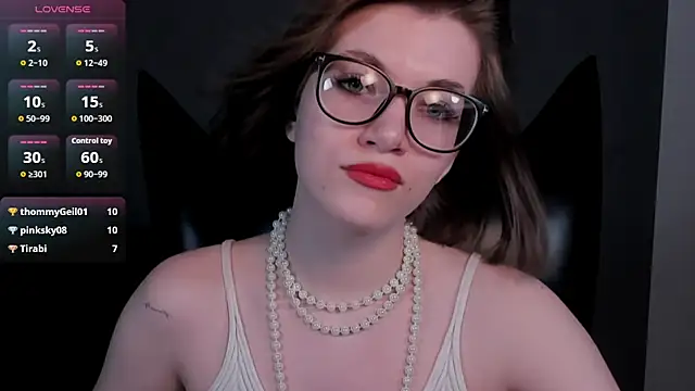 แชท XXX สดของ CathyAdams