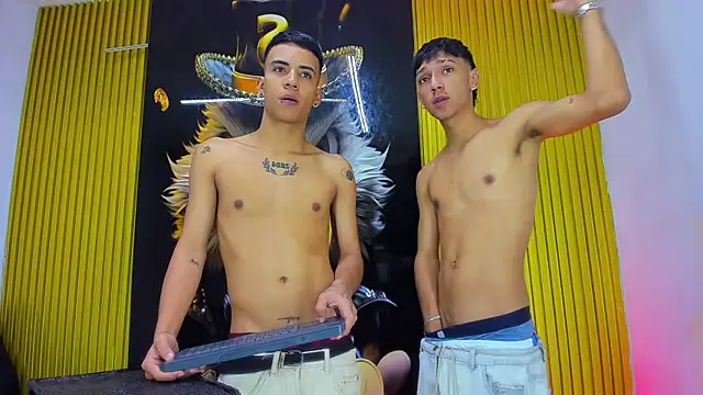 Guys_Latino_Hot: вебкам-шоу