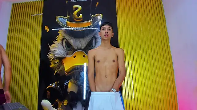 Guys_Latino_Hot Webcam show