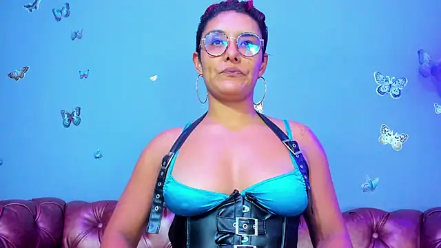 Chatroom XXX en direct de Kaira_mosse