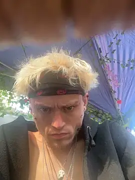 MrValentineLov3 Show Webcam
