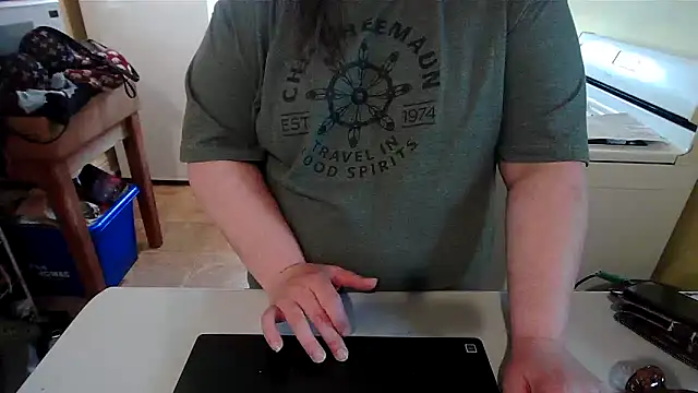 smalltowntrouble's Webcam Show