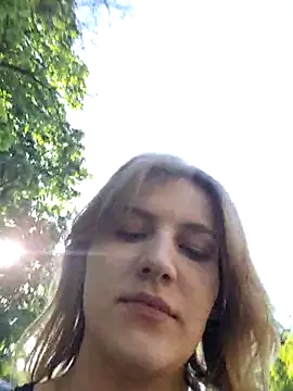 Chat +18 de mooniekiss ao vivo