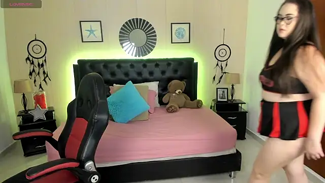 LolaVillalobos Chat XXX live