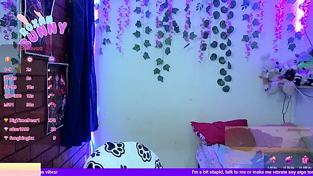 Živý XXX chat Roxanbunny1