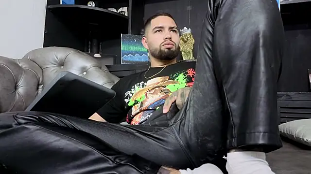 matteosantosn Live XXX chat