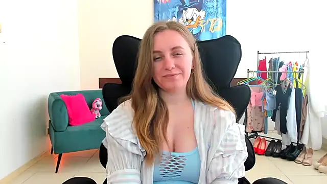 Chat XXX en directo de Marisha_Cute
