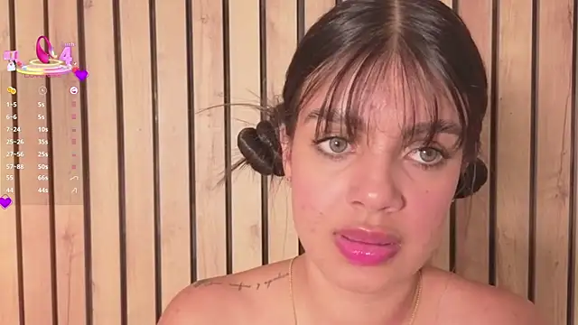 mia_h_'s Live XXX Chat