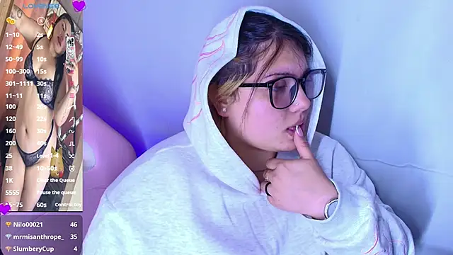 Chat XXX en directo de Dreamboo__