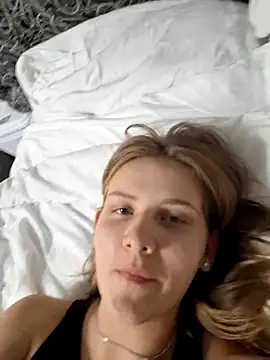 Živý XXX chat mooniekiss