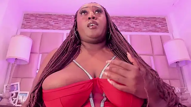 ShaniaBrownn's Live XXX Chat