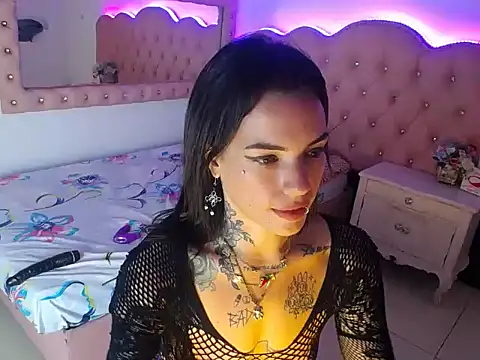 Show de Lissa_Tattoo na webcam