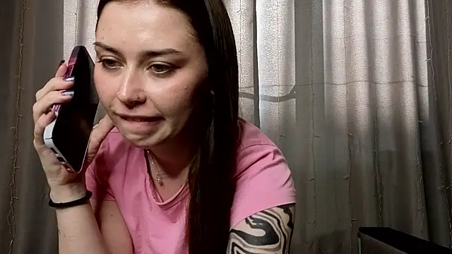 Chat +18 de danieliis ao vivo