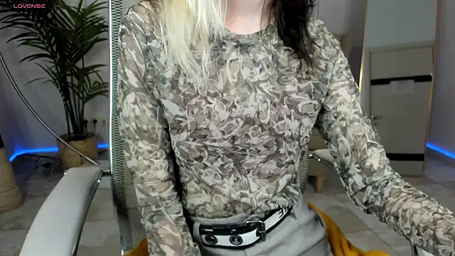 Živý XXX chat LinaVeritas