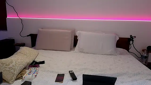 LeylaRosse Chat XXX live