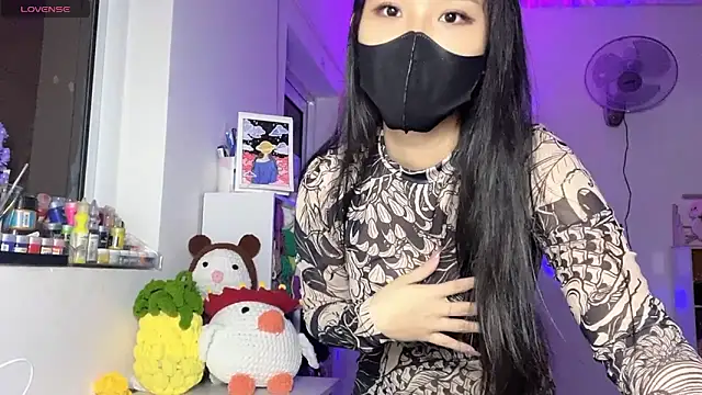 Tieu-May Live XXX-Chat