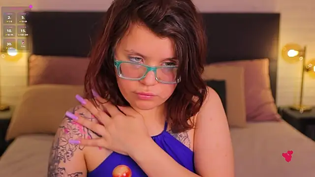 Chat XXX en directo de Ariell_Mini