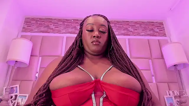 ShaniaBrownn Live XXX-Chat