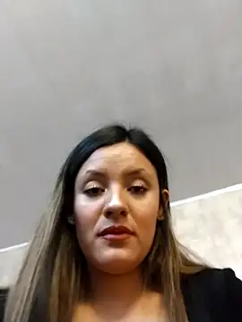 CynthiaMore élő XXX-chatje