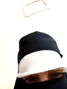 sexy__mona Adlı Modelin Web Kamerası Şovu