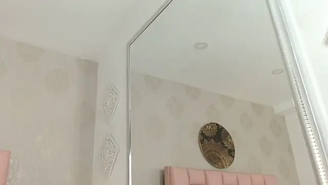 IsabelleDaza Live XXX Chat