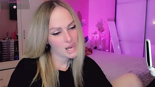 Libby_Nora élő XXX-chatje