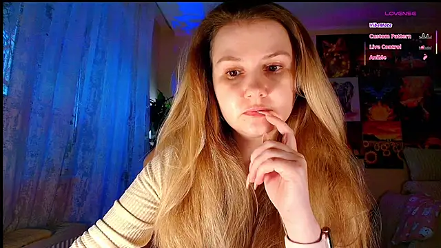 GoodWitch_: онлайн-секс-чат