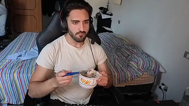 XXX chat uživo modela Al3xox02