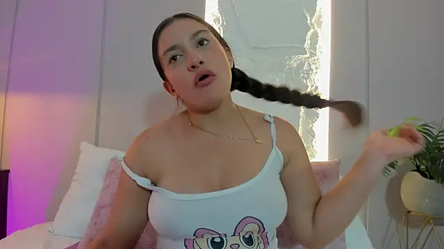 kira_relish's Live XXX Chat