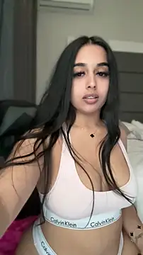 LilMisIndianx Live XXX-Chat
