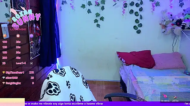 Živý XXX chat Roxanbunny1