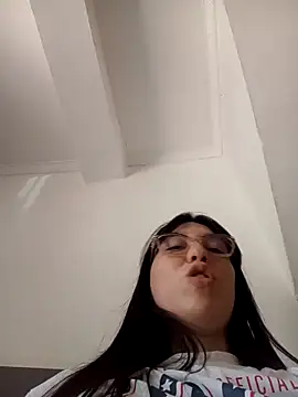 CoralSmit 现场XXX聊天