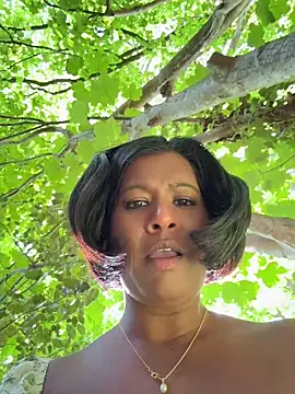 Melarose82 Live XXX-chat
