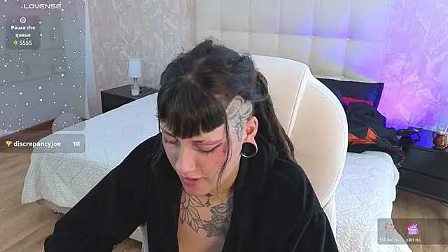 _sharlotte777's Live XXX Chat