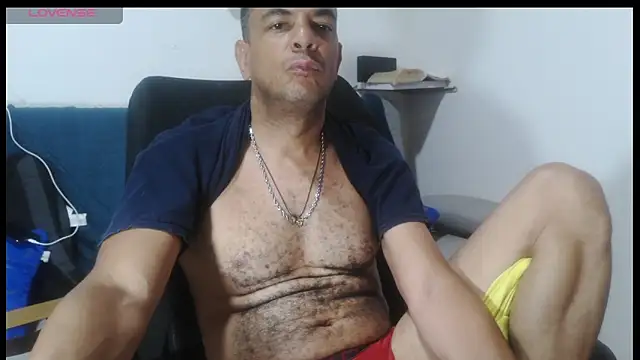 Chatroom XXX en direct de latinmartin73