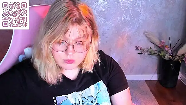 luna_c0ra – Live XXX-chat